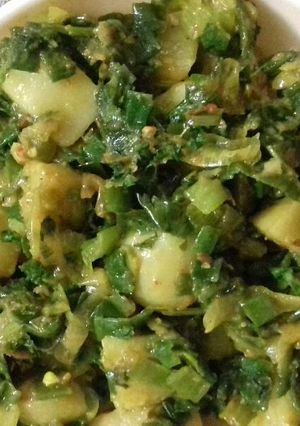 A picture of Fried spring onion.