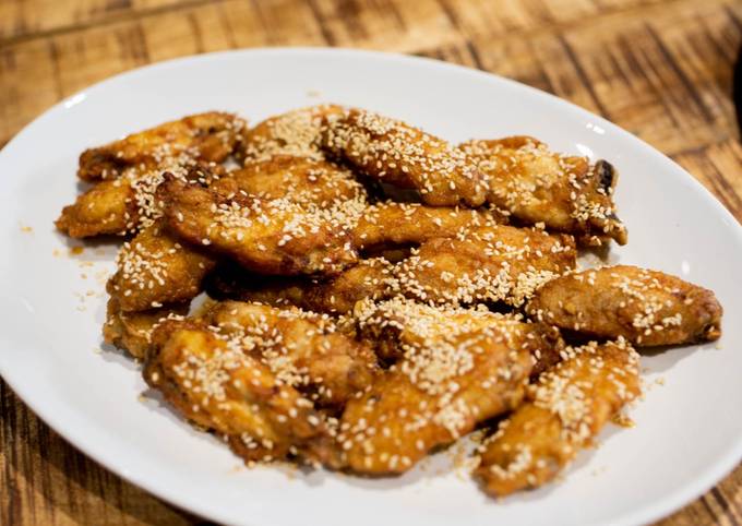 Japanese-style sweet fried chicken wings