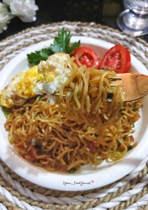 Foto resep Mie Goreng (instan) Telur Ceplok