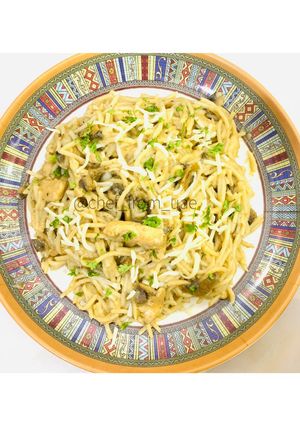A picture of Chicken Mushroom Carbonara.