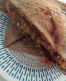 Sándwich de atún con verduras