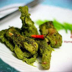 A picture of Green Chicken Tikka.