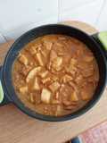 Patatas con sepia en salsa de almendras