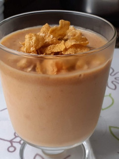 Una foto de Batido de nectarina, y cereales
