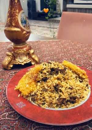 عکسی از دستور تهچین با دمی گوشت شب مونده