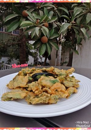 A picture of Palak pakoray.