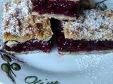 Reszelt meggyes pite