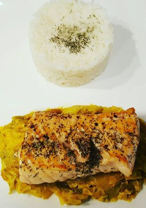 Une photo de Pavé de saumon sur son lit de poireaux