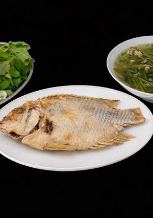 Hình của món SP.0299 - Cá Điêu Hồng Chiên Tươi & Canh Cải Bẹ Xanh Nấu Thịt Bằm.