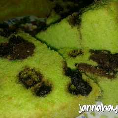 รูปของ Bolu Pandan Cokelat (simpel, hemat, enak😍)