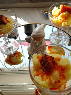 Una foto de Copas de pulpo con patatas aliñadas