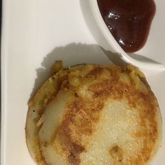 A picture of Semolina Burger.