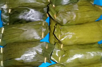 Anti Ribet, Bikin Lemper Kampung, Isi Abon Ayam Praktis