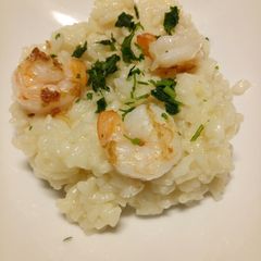 A picture of Prawn and lemon risotto.