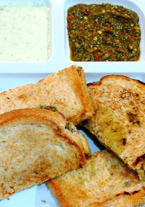 A picture of Moong Daal Sandwich.