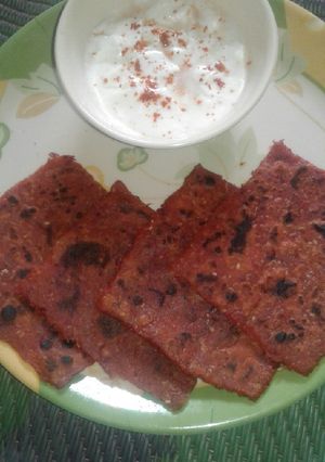 A picture of Mix vegetable paratha.