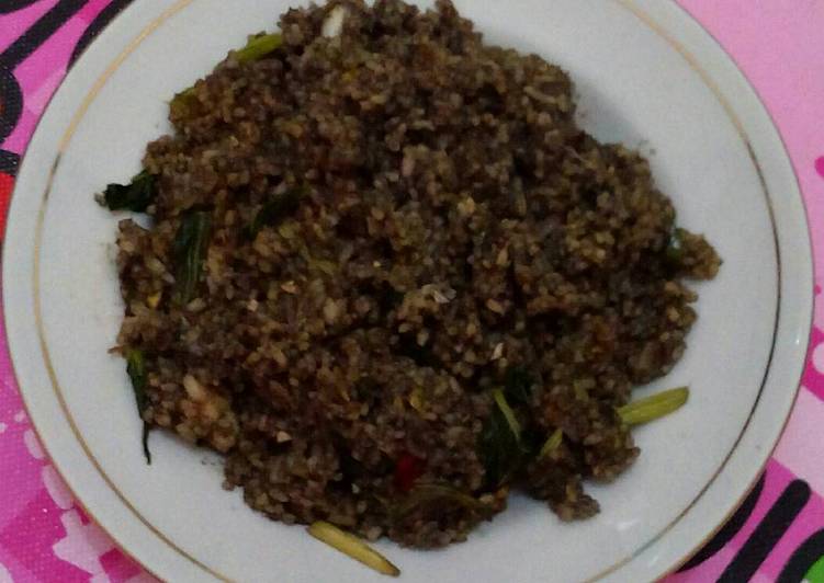 Resep Nasi Goreng Tinta Cumi cumi oleh Wattini Kitchen 