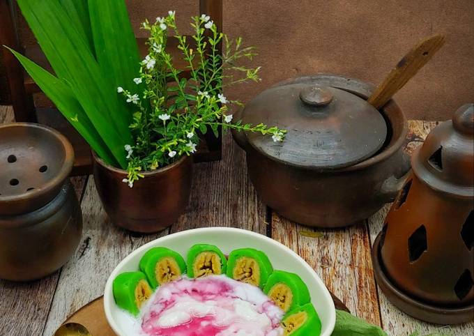 Cara bikin Es Pisang Ijo Khas Makasar Cara bikin Es Pisang Ijo Khas Makasar