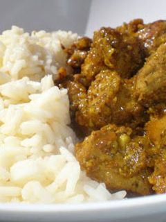 Una foto de Pavo vindaloo {un plato indio de Goa}