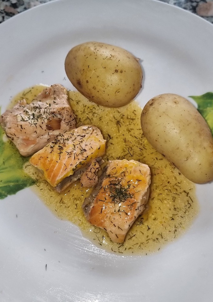 Una foto de Salmón a la naranja