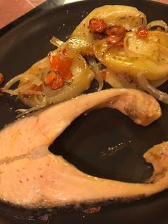Una foto de Salmón al horno 🐟