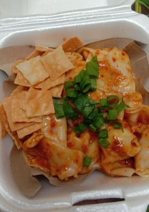 Foto resep Wonton pedas viral