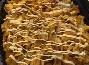 Foto principal de Arroz basmati al curry con carne de kebab
