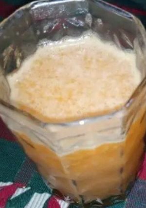 A picture of Peach fanta mix drink.