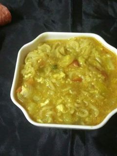 ম্যাগি নুডলস সুপ (Maggie Noodles Soup recipe in Bengali) রেসিপির প্রধান ছবি