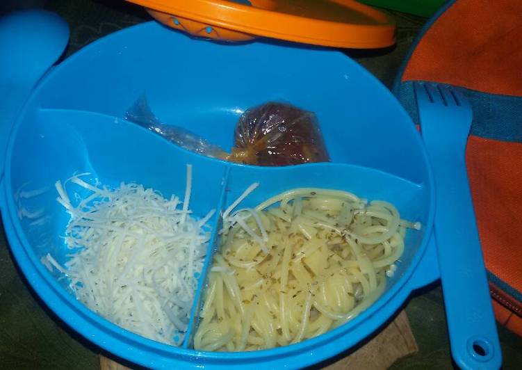 Langkah Mudah untuk Membuat 1. Spagheti tuna bolognese yang Bikin Ngiler