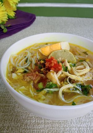 Foto resep Soto Ayam Kuah Kuning Ala Cirebon