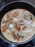 Sayur lodeh pepaya muda, tahu putih, lotho