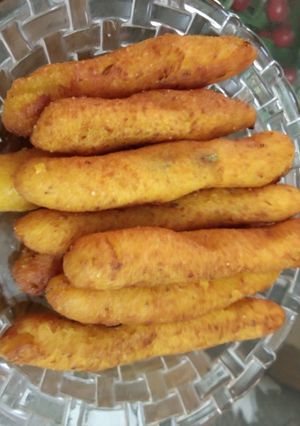 A picture of Potato rava fingers fries.
