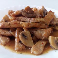 A picture of Spicy Pork Loin & Mushrooms.