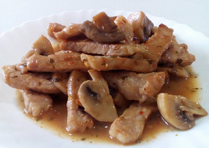 Spicy Pork Loin & Mushrooms