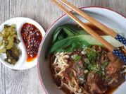 Gambar mie basah daging sapi