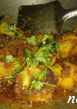 A picture of Khade Aloo.