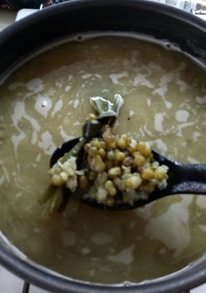 A picture of Mung Bean Beverage (Minuman Kacang Hijau) *Vegan.
