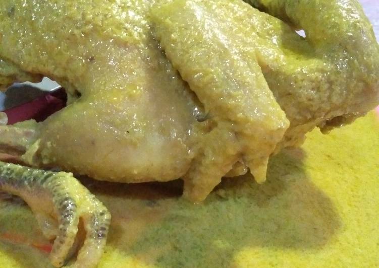 Resep Ingkung ayam kampung oleh Dyajeng Ella - Cookpad
