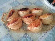 Une photo de chausson aux pommes