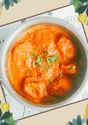 A picture of Paneer Egg Curry.