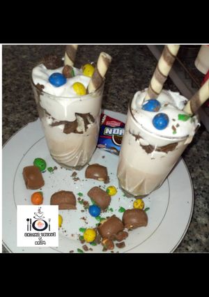 A picture of Oreo shake.