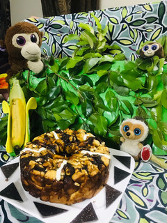 A picture of Monkey 🐒 Bread.