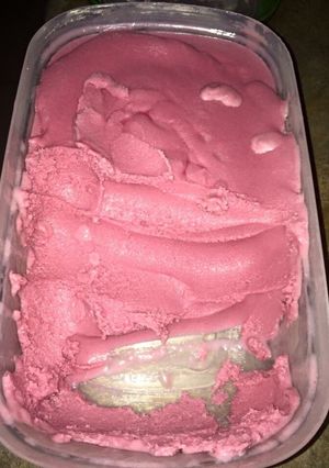 Una foto de Helado casero de Frambuesas
