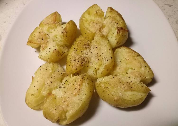 Easiest Way to Prepare Super Quick Homemade Parmesan smashed new potatoes