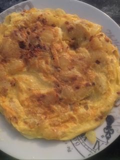 Una foto de Tortilla de patatas y cebolla
