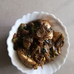 A picture of Egg pepper fry.