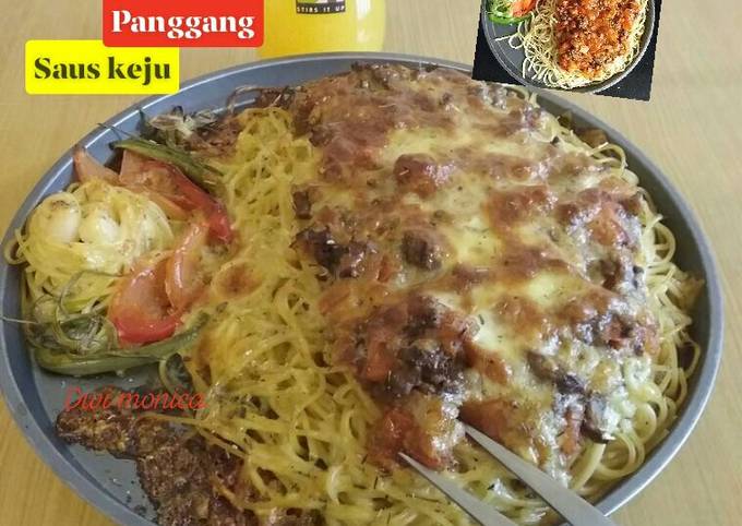 Spaghetti Panggang saus keju