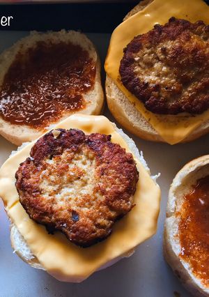 A picture of Chicken burger patty.