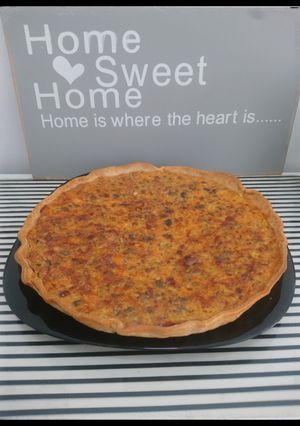 Una foto de Quiche de carne y champiñones